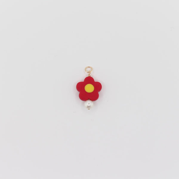 Daisy Pearl Charm (Crimson)